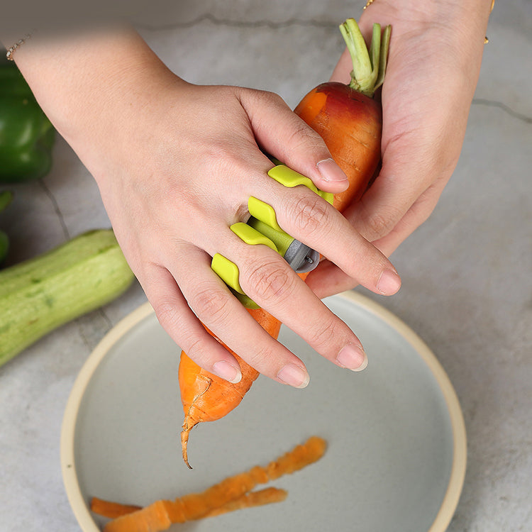 EasyPeel™ - éplucheur de légumes à doigts (1+1 GRATUIT)
